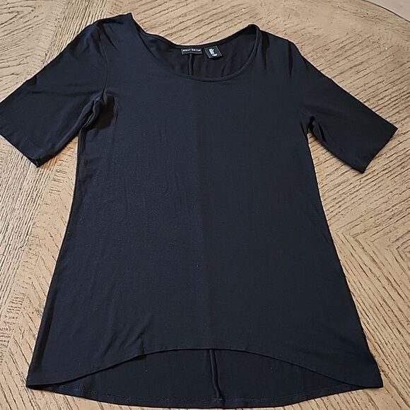 Black quarter sleeve top size S stretchy - Picture 1 of 6